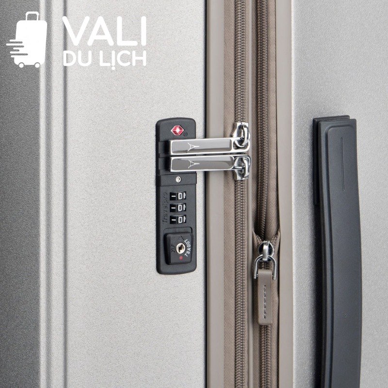 Khóa TSA trên vali quà tặng