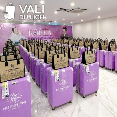 chi tiết Bộ Quà Tặng Vali Nhựa PC Bo Góc Và Túi Cói In Logo VL-CB05